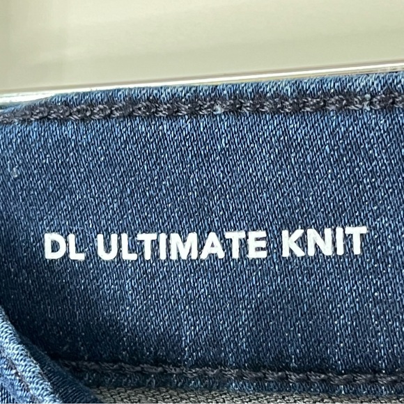 DL1961 32x33 hep burn Wide Leg High Rise 0439 dark wash Sailor patch pockets - Picture 4 of 12